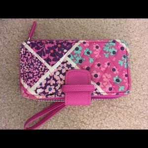 Vera Bradley Modern Medley RFID Wristlet